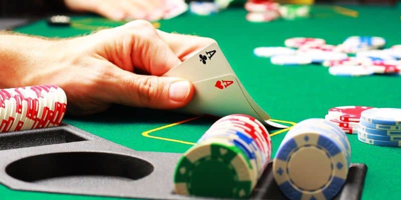 Hướng dẫn cách chơi Poker chi tiết và hấp dẫn nhất
